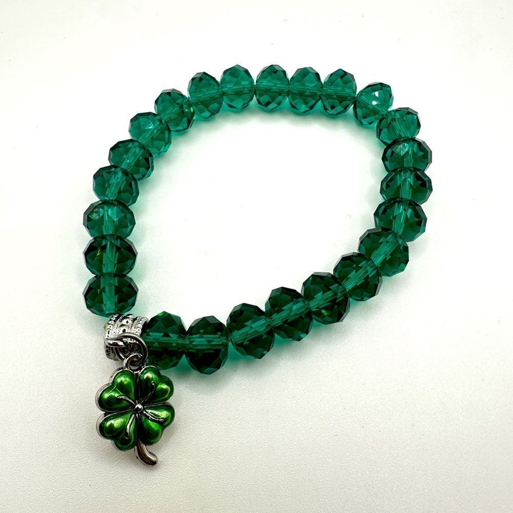 SALE! Green faceted glass‎ crystal beaded stretch bracelet with shamrock charm!